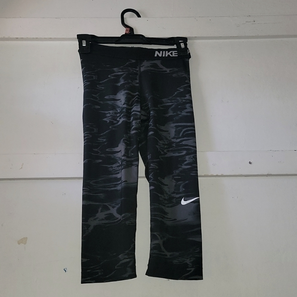 Nike pro